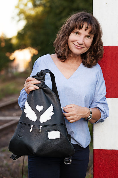 GELBER RUCKSACK, SPECIAL Edition, schöner leichter Reiserucksack aus Leder mit elegantem Design